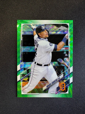 2021 Topps Chrome Miguel Cabrera Green Wave #10 Detroit Tigers #d 48/99