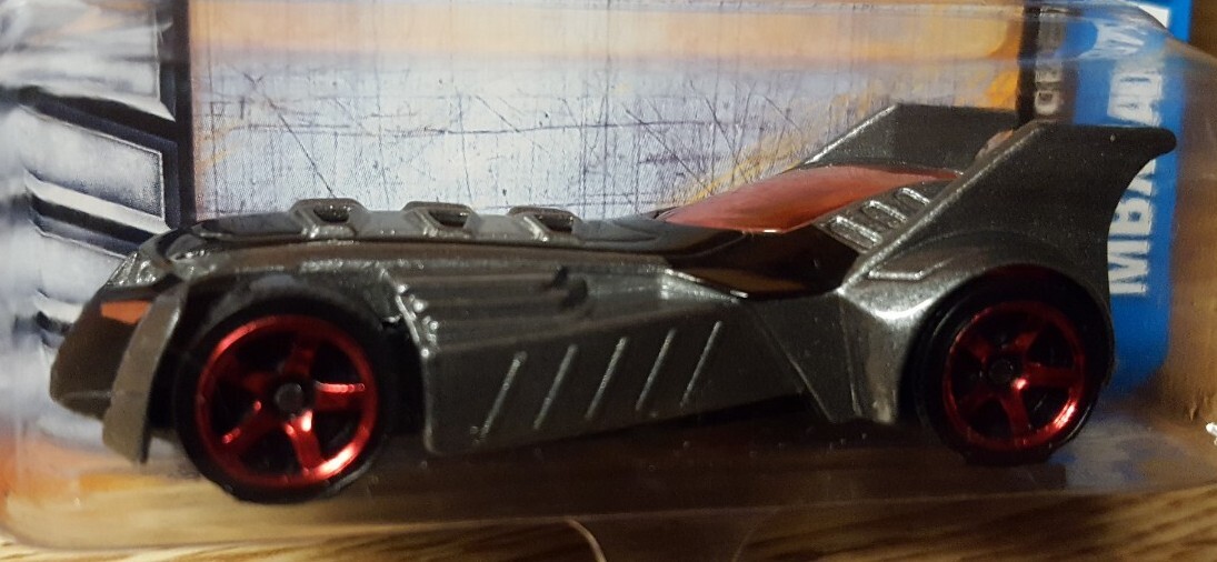 Voiture Miniature Matchbox Batmobile MBX City - Neuve En Boîte Scellée, édition 2012