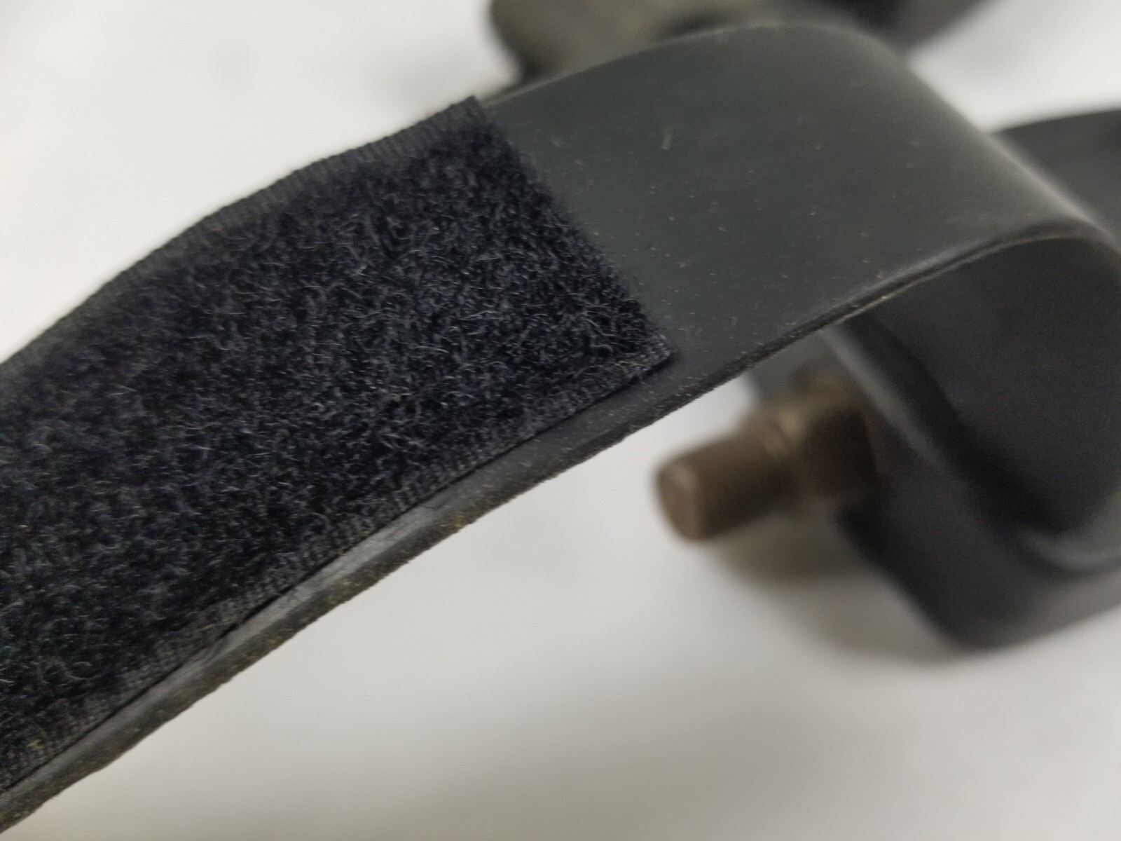 Pyramid 41197 Exercise Pedals 1/2 with Black Strap