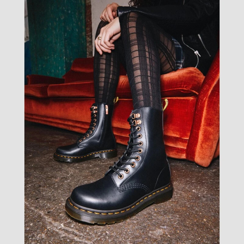 【Dr.Martens】1490 Pascal Hardware 10★26871001 WMNS) Dr. Martens 1490 Hdw Wanama Martin Boots Black 26871001
