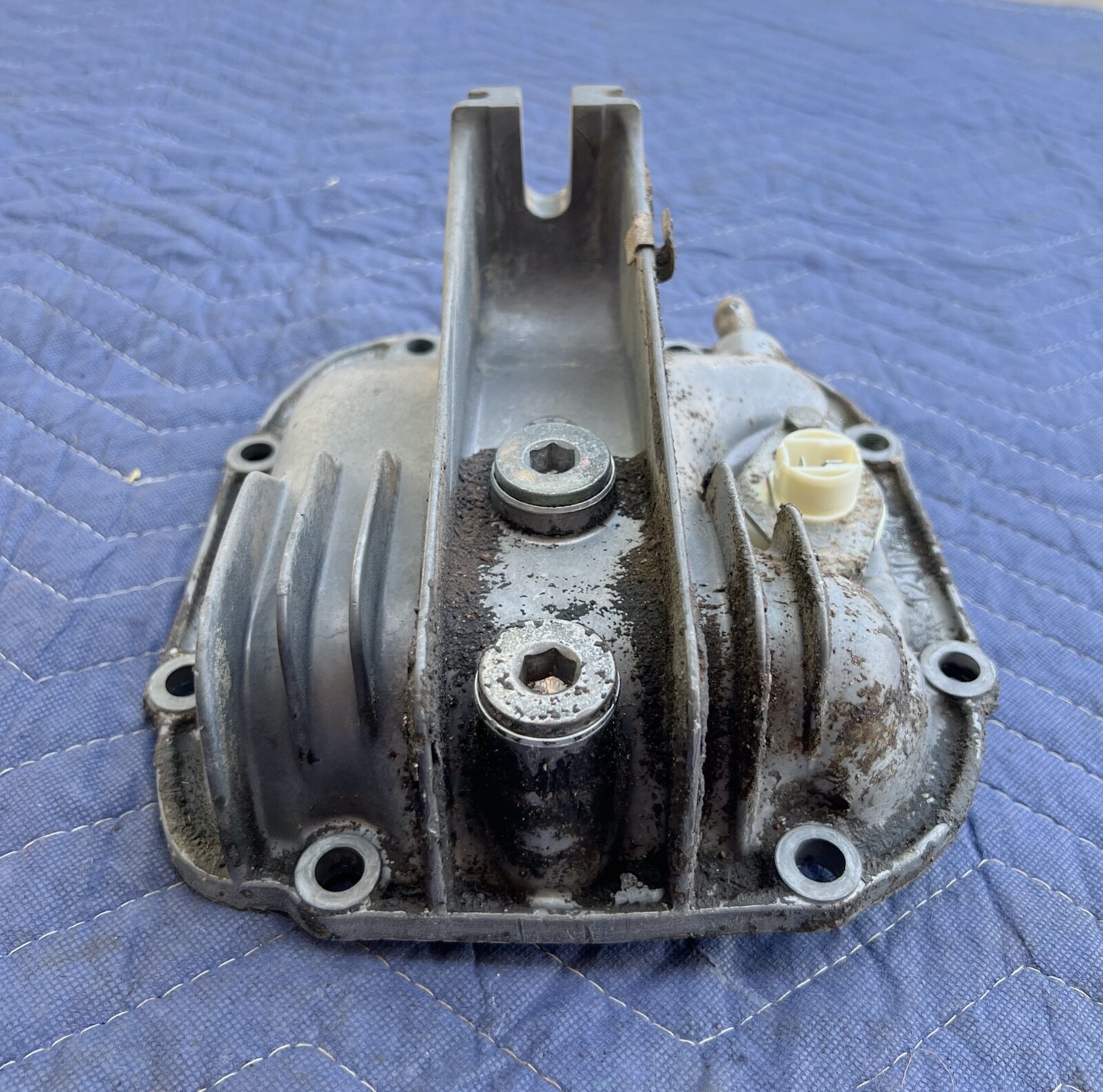 BMW E28 528i Typ 188 Rear Diff Cover 1210436 for sale online | eBay 