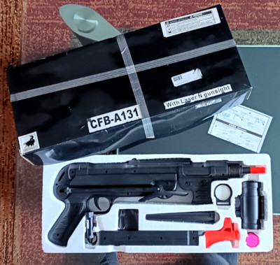 DOUBLE EAGLE M40 AIRSOFT RIFLE GUN With Lazer Sight - CFB - A131  With 6mm BBs