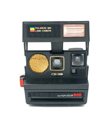 VTG POLAROID SUN 660 AUTOFOCUS INSTANT CAMERA with STRAP