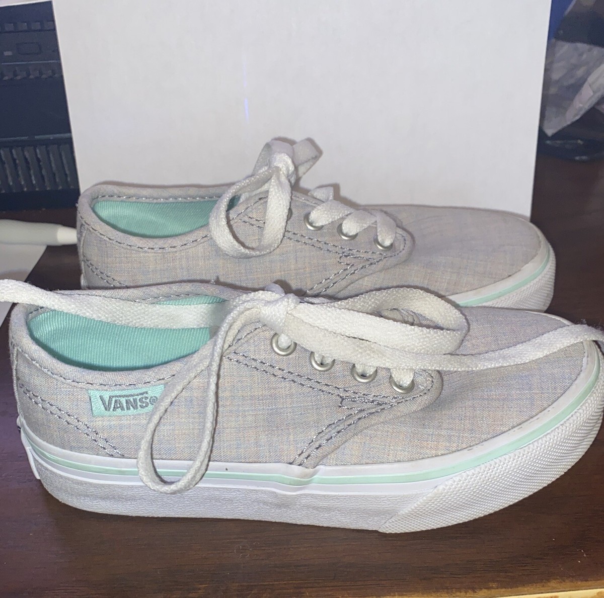 VANS Off The Wall Children Size 10.5 Gray Sneakers Lace Up