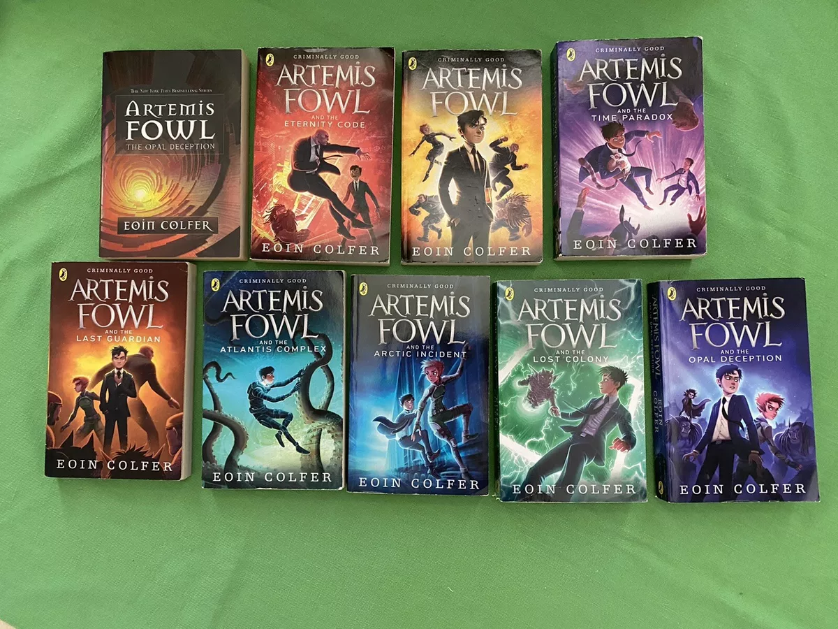 Artemis Fowl (Artemis Fowl, Book 1) by Eoin Colfer, Paperback