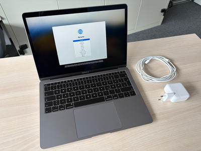 Apple MacBook Air Retina 13'' 2019 (128GB SSD,Intel Core i5 8th Gen,3,60GHz,8GB)