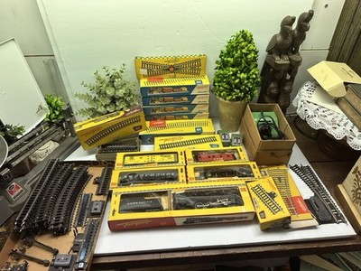 VTG Fleischmann HO 1366 Train Set Train Locomotive Lot of Tracks Extras
