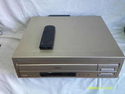 Pioneer CLD-R5 LaserDisc Player Standard Audio CD Player Working