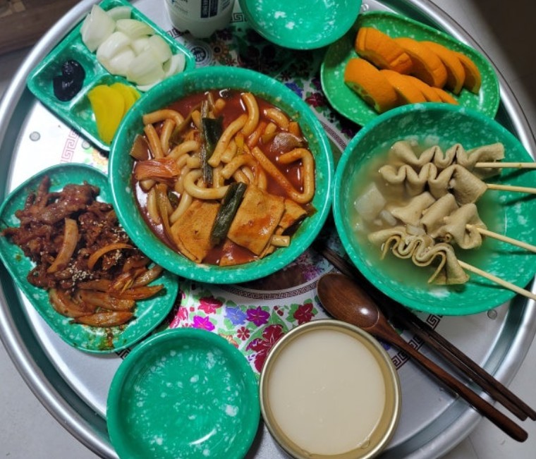 Juego de vajilla de melamina retro coreana Bunsik Matjib Pocha Tteokbokki plato verde