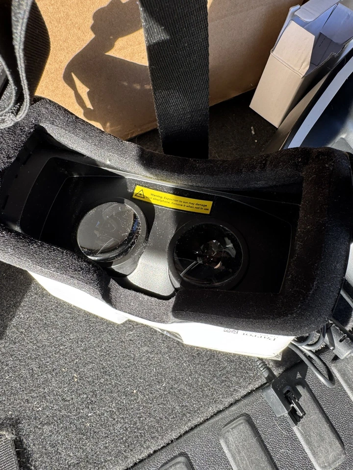 Paquete Parrot Bebop 2 FPV - Skycontroller 2 y gafas de cabina Foto 4 de 4