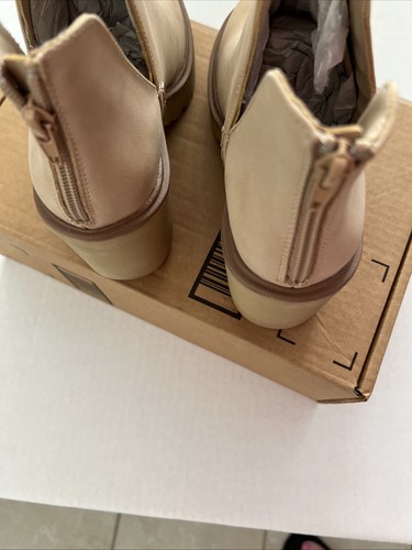 Neu mit Etikett Dolce Vita DV8 Wildleder Leder Shai Stiefelette Bootie hellbraun Größe 6 - Bild 4 von 7