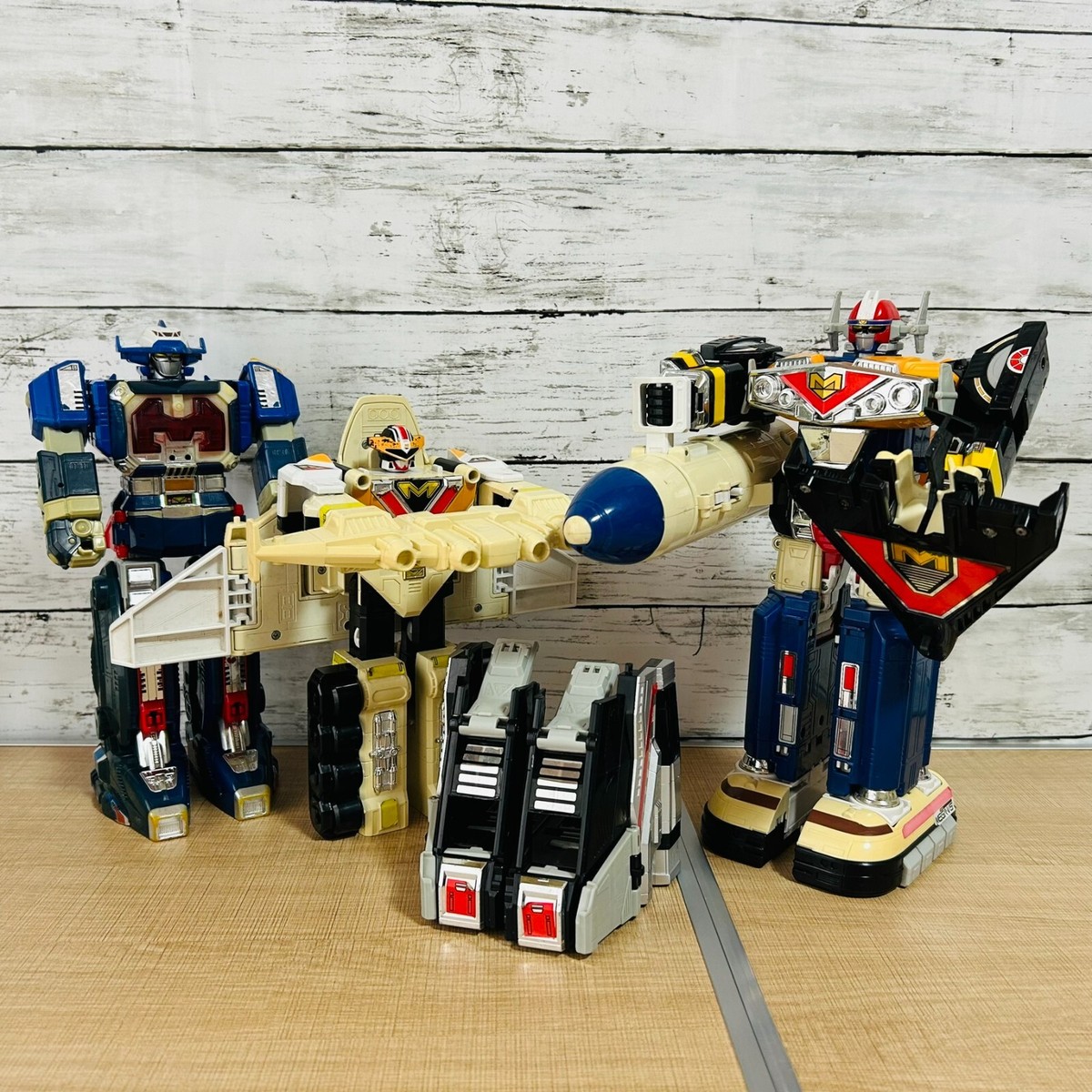 昭和レトロ　space ranger BANDAI Japan Megazord DX Power Rangers in Space Sentai Megaranger
