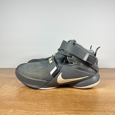 【1回のみ使用】　LEBRON 23 29cm Nike Gray Lebron James 23 Soldier IX Gray Basketball Shoes Youth