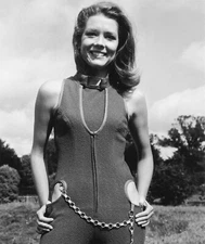 DIANA RIGG 8X10 GLOSSY PHOTO IMAGE #1