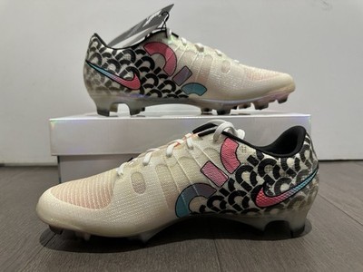 Size 7- Nike Mens Mercurial Air Zoom Ultra SE FG White Flash