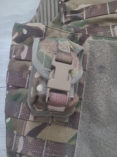 Armadura corporal del ejército británico águila pescadora placas de relleno suaves MTP Molle paintball 190/108 - Imagen 2 de 9