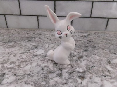 Vintage Ceramic White Bunny Rabbit Figurine, 3''