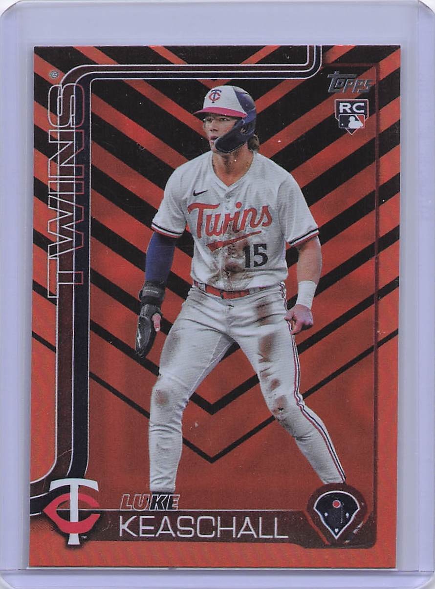 2025 Topps Update #US16 Luke Keaschall Holiday