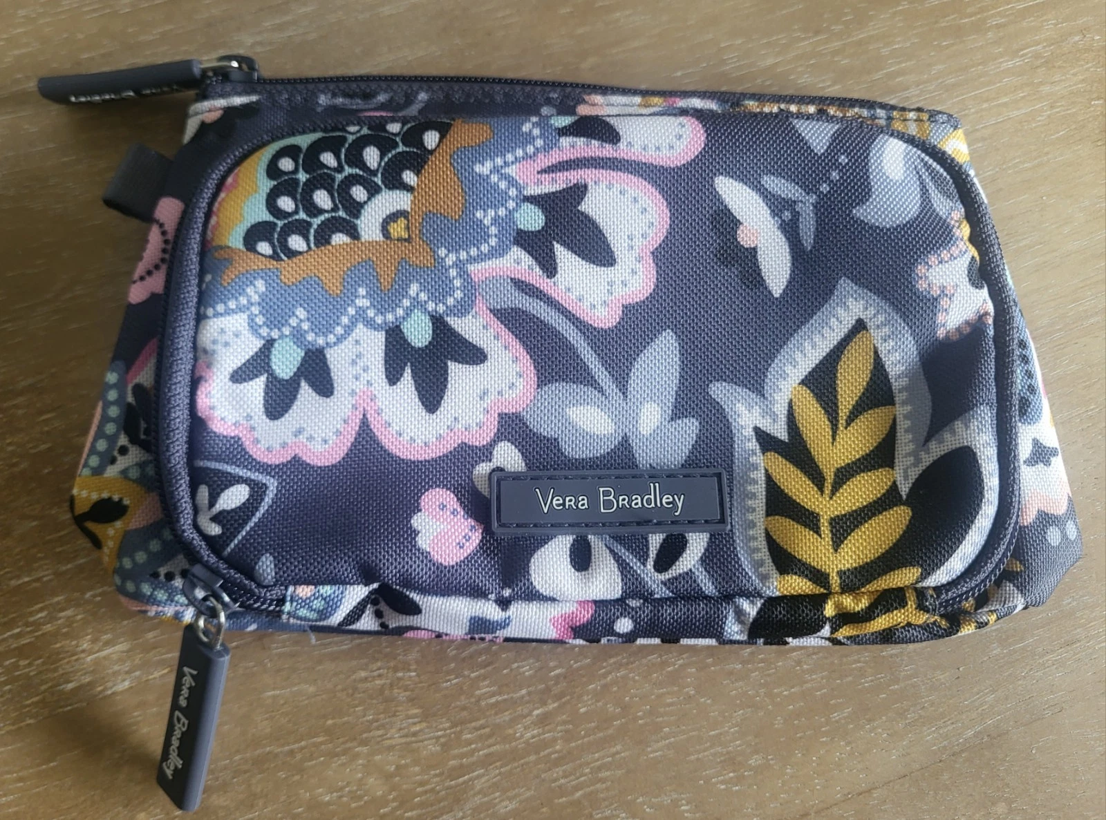 Vera Bradley Multicolor Floral Makeup Bag Zip Organizer Pouch w/ Pockets
Opens in a new window or ta
