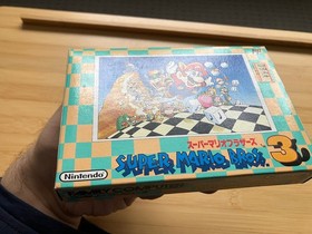Super Mario Bros 3 Nintendo NES Famicom Mint/Near Mint