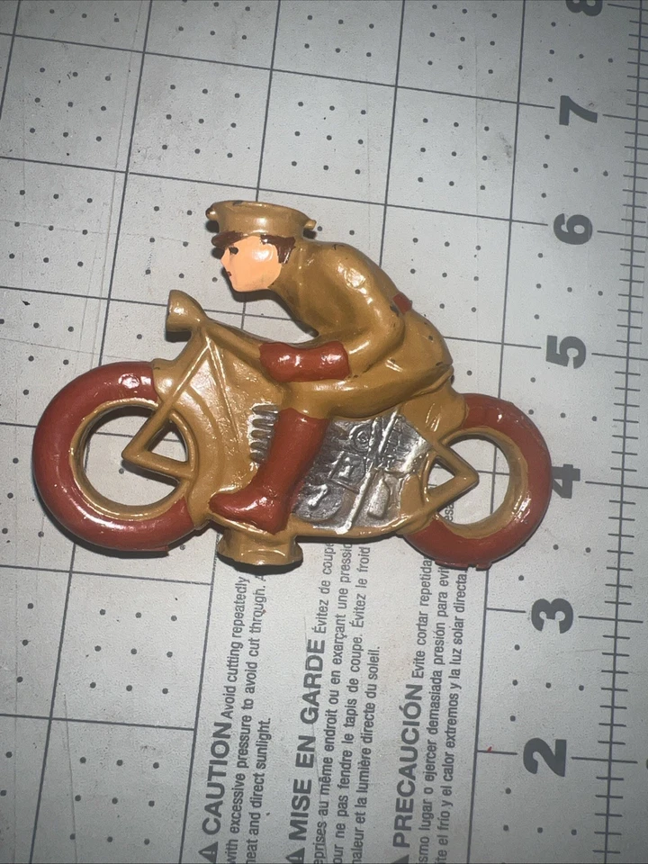 Винтажная свинцовая игрушка солдатик на мотоцикле Barclay Doughboy Первой мировой войны - Изображение 2 из 3