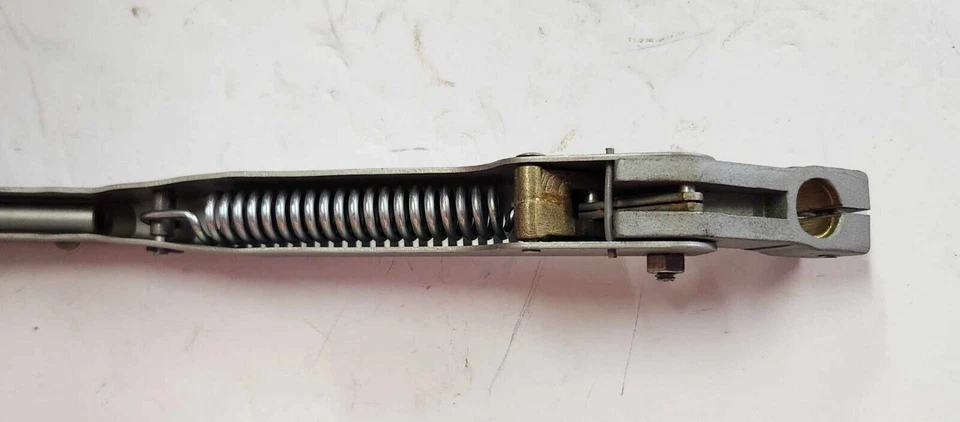 Brazos limpiaparabrisas de acero Anco para GMC Parlor 96 Coach lado izquierdo y derecho Foto 3 de 4