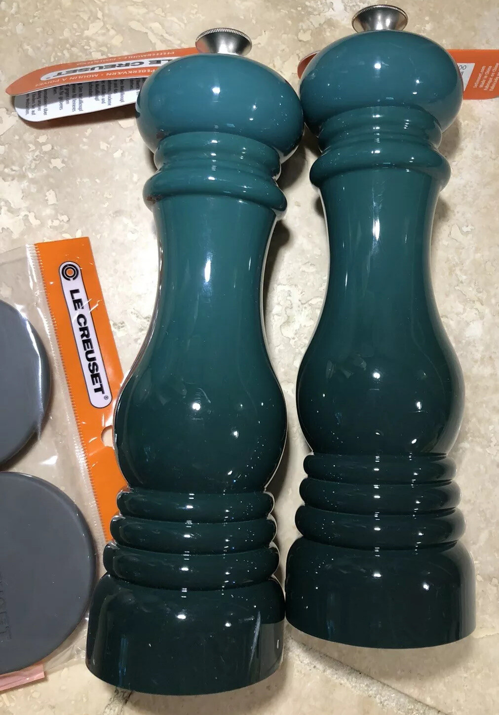 Set of "Juniper" LE CREUSET Salt & Pepper Mill Grinders with Rubber