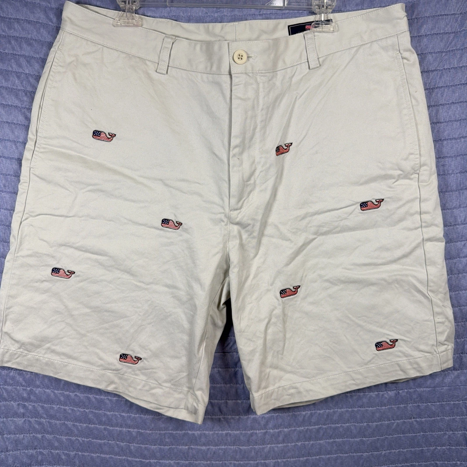 Vineyard Vines Mens Shorts 38 Khaki Club Shorts Embroidered Whale Logo Chino