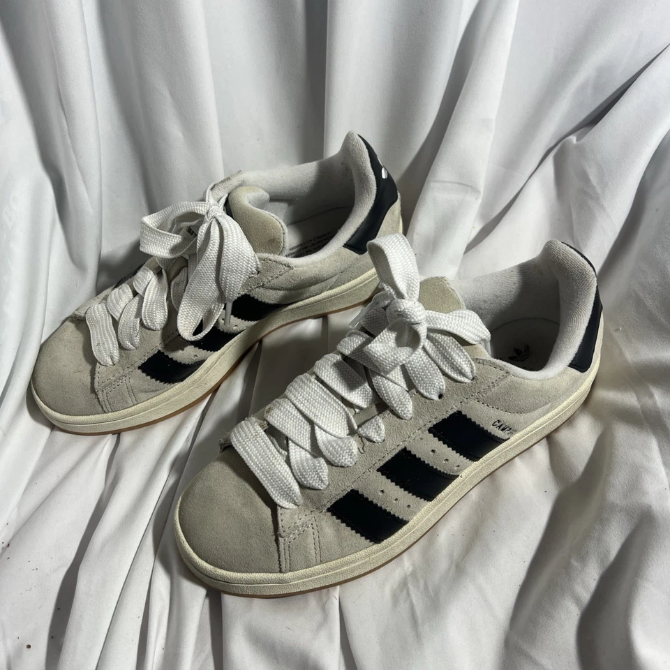 Size 8.5 - adidas Campus 00s Crystal White Black W - Image 3 of 4