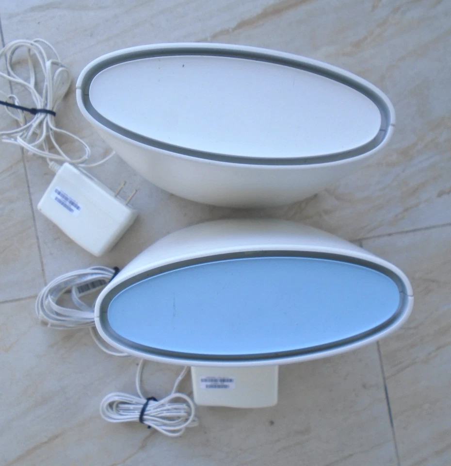 Router Netgear Orbi Satellite RBS50 y Orbi RBR50 Juego de 2 piezas Foto 2 de 4