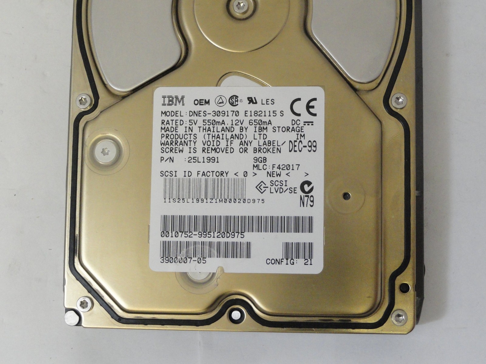 IBM 9Gb SCSI 80Pin 7200rpm 3.5in HDD ( 25L1991 DNES-309170 ) USED