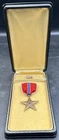 EH Vintage WWII Era Bronze Star Medal With Presentation Case USA Military