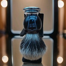 Parker Safety Razor Faux Horn Silvertip Black Badger Shave Brush With Stand