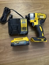 DeWalt Tools DCF787 1/4" Cordless Impact Driver Power Stack Battery And Charger