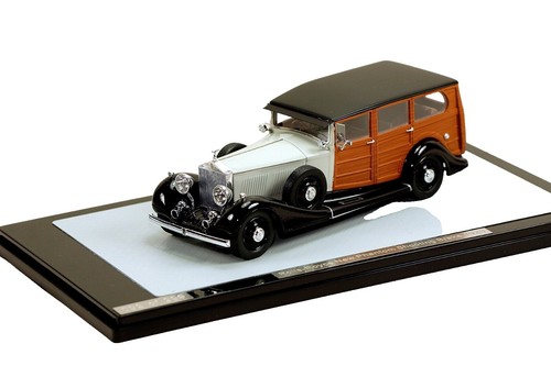Lincoln Town Car Stretch Limousine 1997 White 1:43 GLM 43102902
