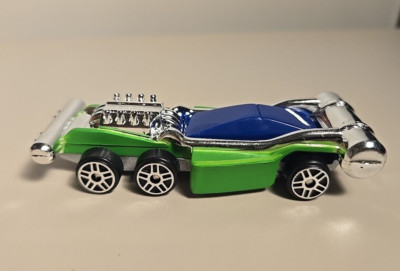 Maisto Adventure Force 9-Pack Green Concept Car Loose