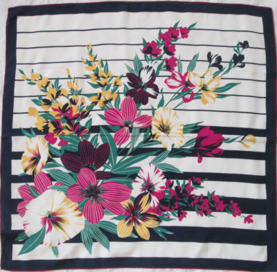 -Superbe Foulard CODELLO Soie TBEG Vintage Schal 77 x 80 cm