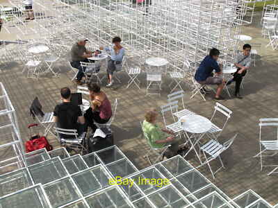 Foto 12x8 Café Tische und Stühle Serpentine Galerie Pavillon 2013 Custome c2013