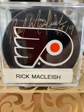 rick macleish autographed puck. free shipping