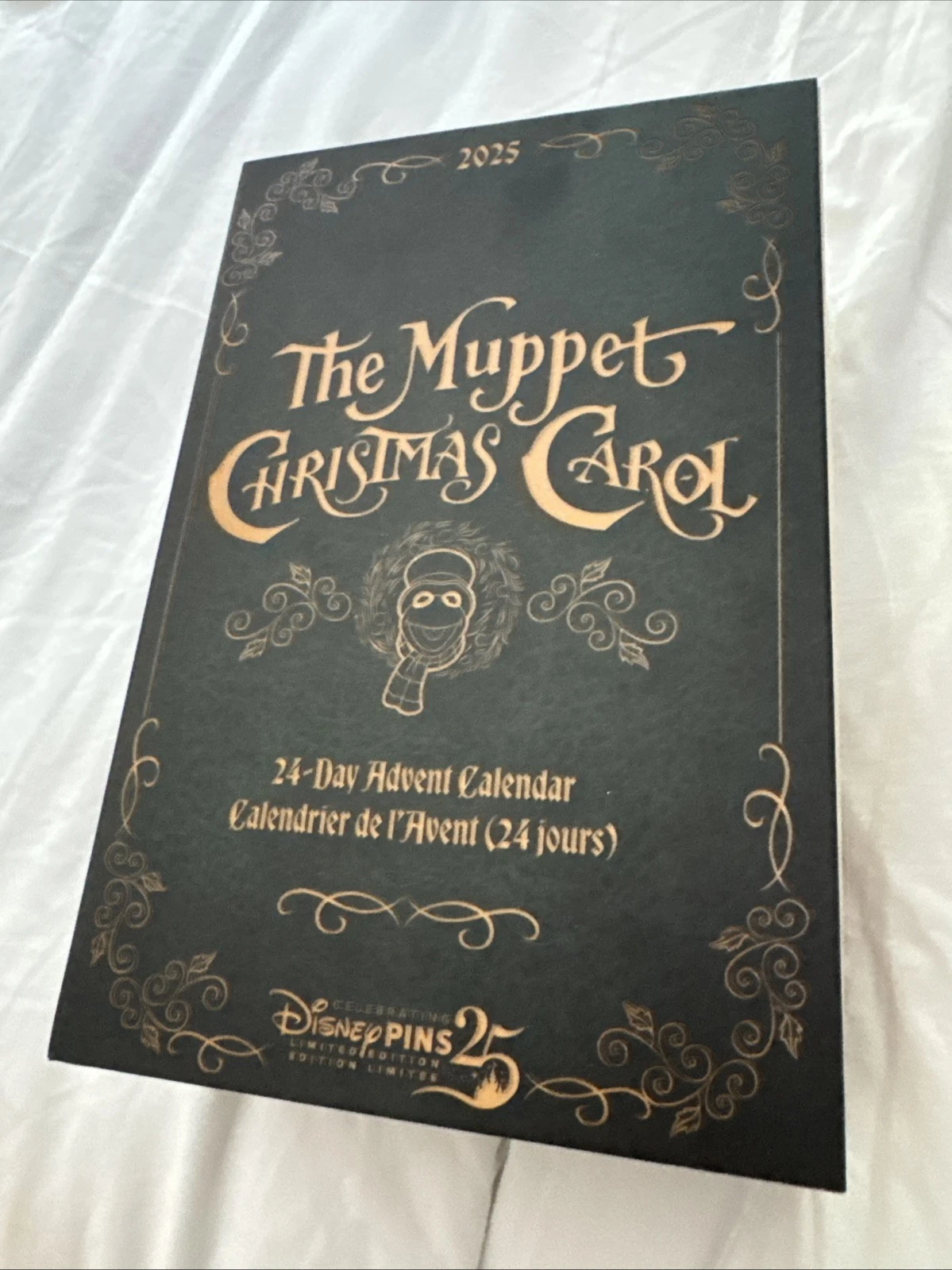 The Muppets Christmas Carol Limited 2025 Disney Pin Advent Calendar LE pins