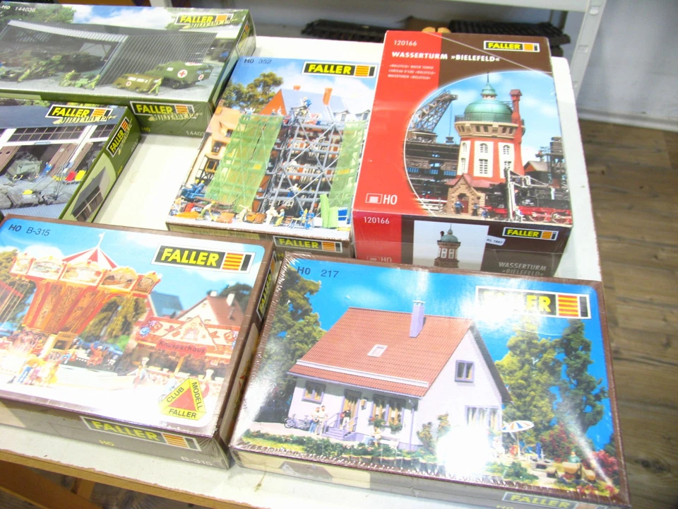 KONVOLUT SCHÖNE VERSCHIEDENE FALLER BAUSÄTZE AH1212 - Bild 2 von 4