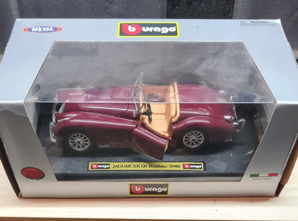 jaguar XM 120 roadstar Burago  - Immagine 4 di 4