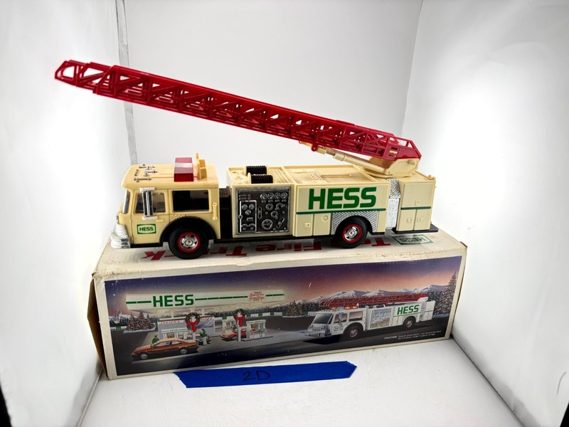 1989 Hess Toy Fire Truck Bank Original Box Vintage Coin Bank Used Sold AS-IS