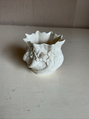 Vintage Belleek Flower Pot Ireland Porcelain Applied Rose Swirl 1946-55 Mark 4