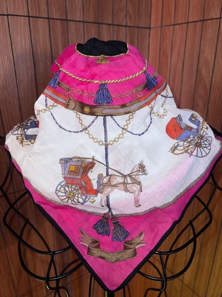 CELINE Paris Vintage Scarf Carriage Motif Silk-Like 45x45cm Pink Gold