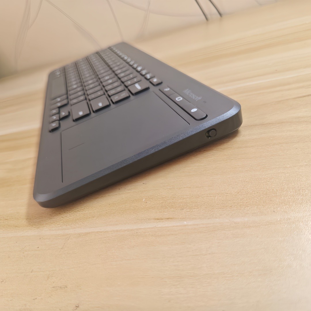 Microsoft Wireless Multimedia Keyboard All in One Media Multi