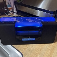 JVC NX-PN10 Apple 30-PIN Dual Dock Speaker FM Radio Black  Tested  READ 