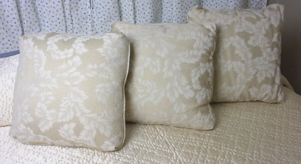 3 almohadas decorativas damasco beige 15 pulgadas cuadradas interiores Foto 2 de 4