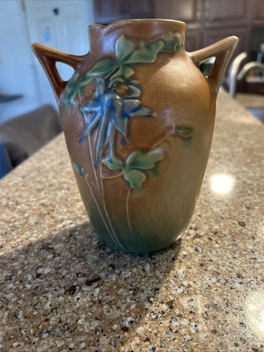 Authentic Roseville Columbine Vase 14-6