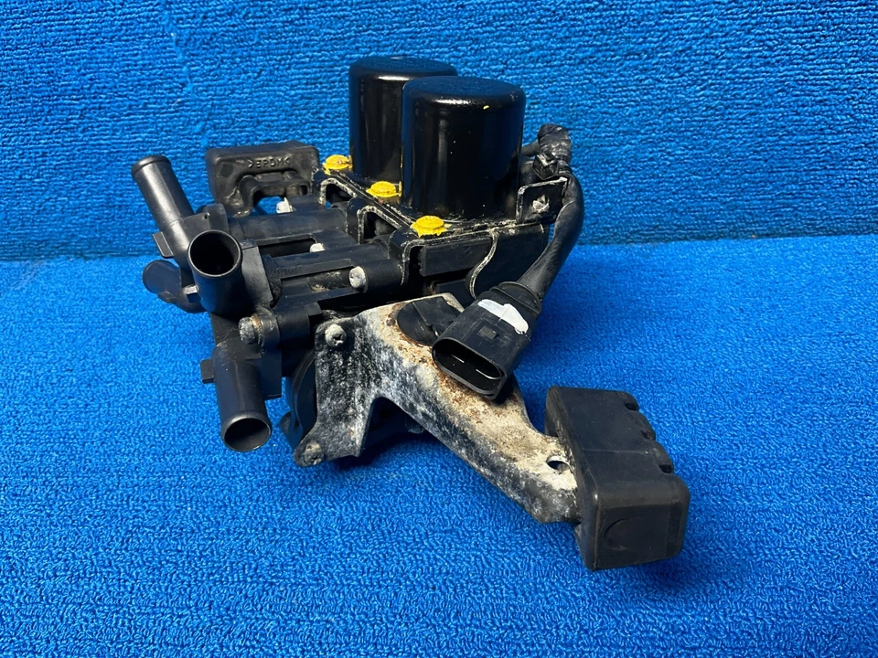 2006 - 2012 BENTLE CONTINENTAL GTC HEATER CORE PUMP VALVE WATER COOLANT HOSE - Image 4 of 4